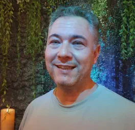 Robert Wallmach-Niermeier, Wellness Experte, Faszientrainer, Wirbelsäulen Gymnastik Trainer und Aushilfe beim MassageTeam Paderborn